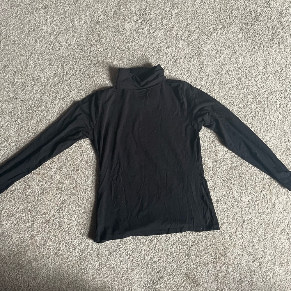 Time and tru black turtleneck shirt